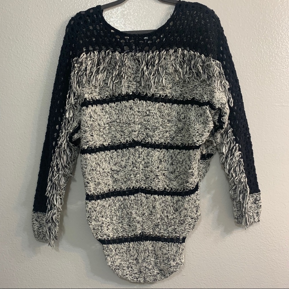Sloane Rouge Size Small fringe dolman side slit sweater - Picture 4 of 9
